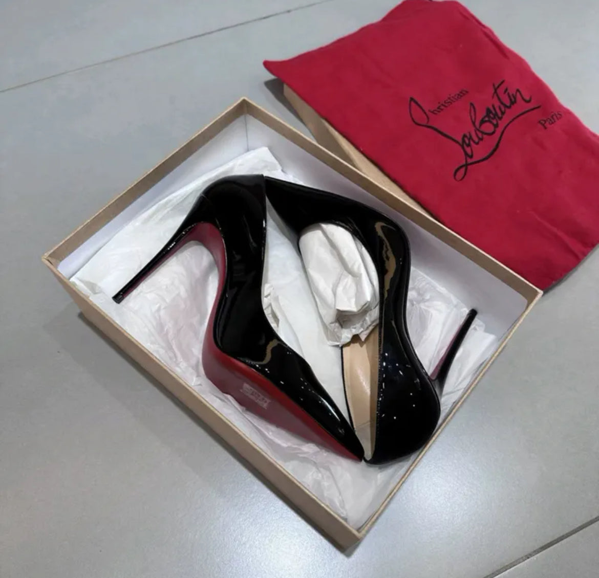 C Loub So Kate Patent Pumps Heels