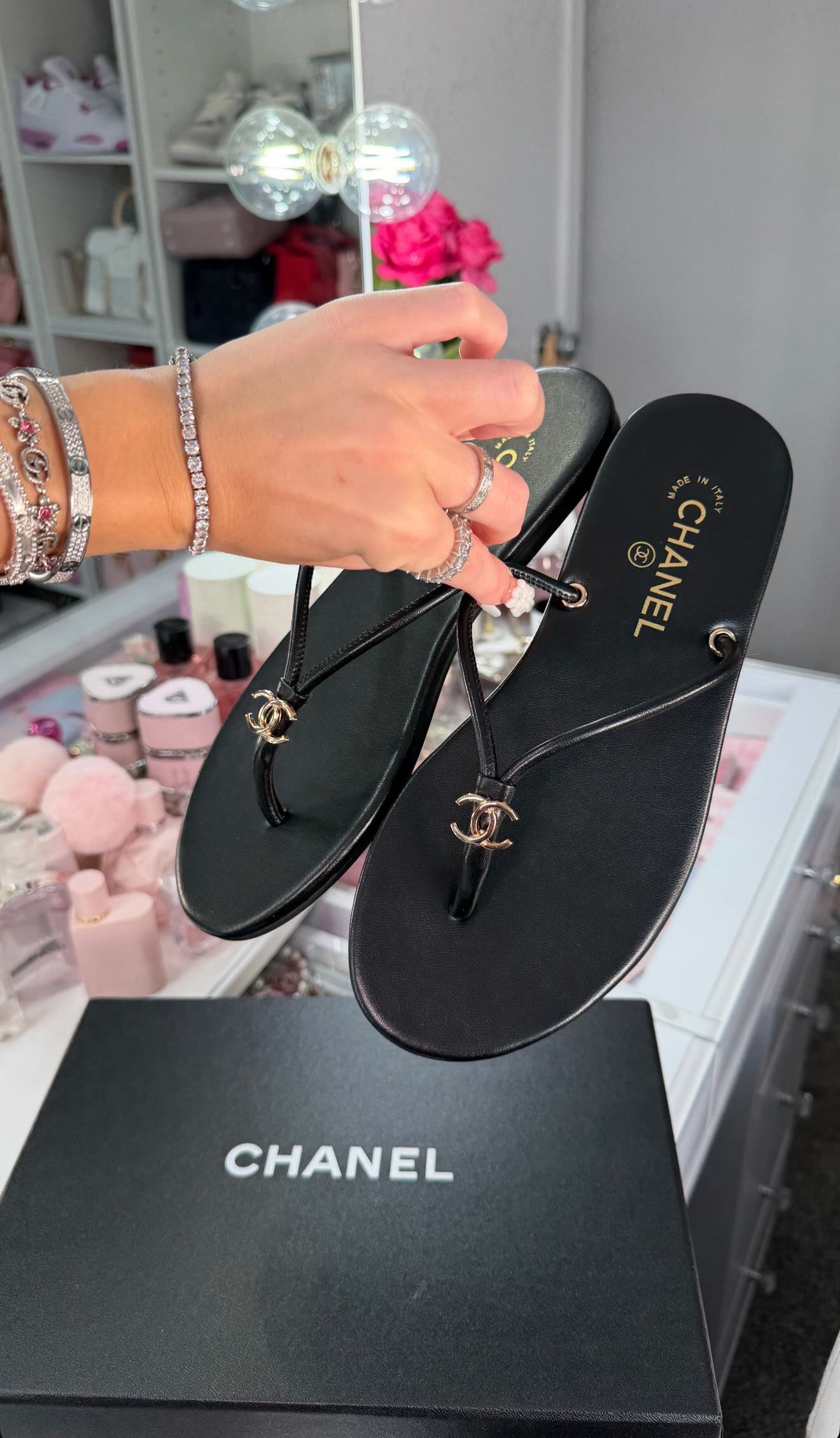 Black Minimalist Thong Sandals