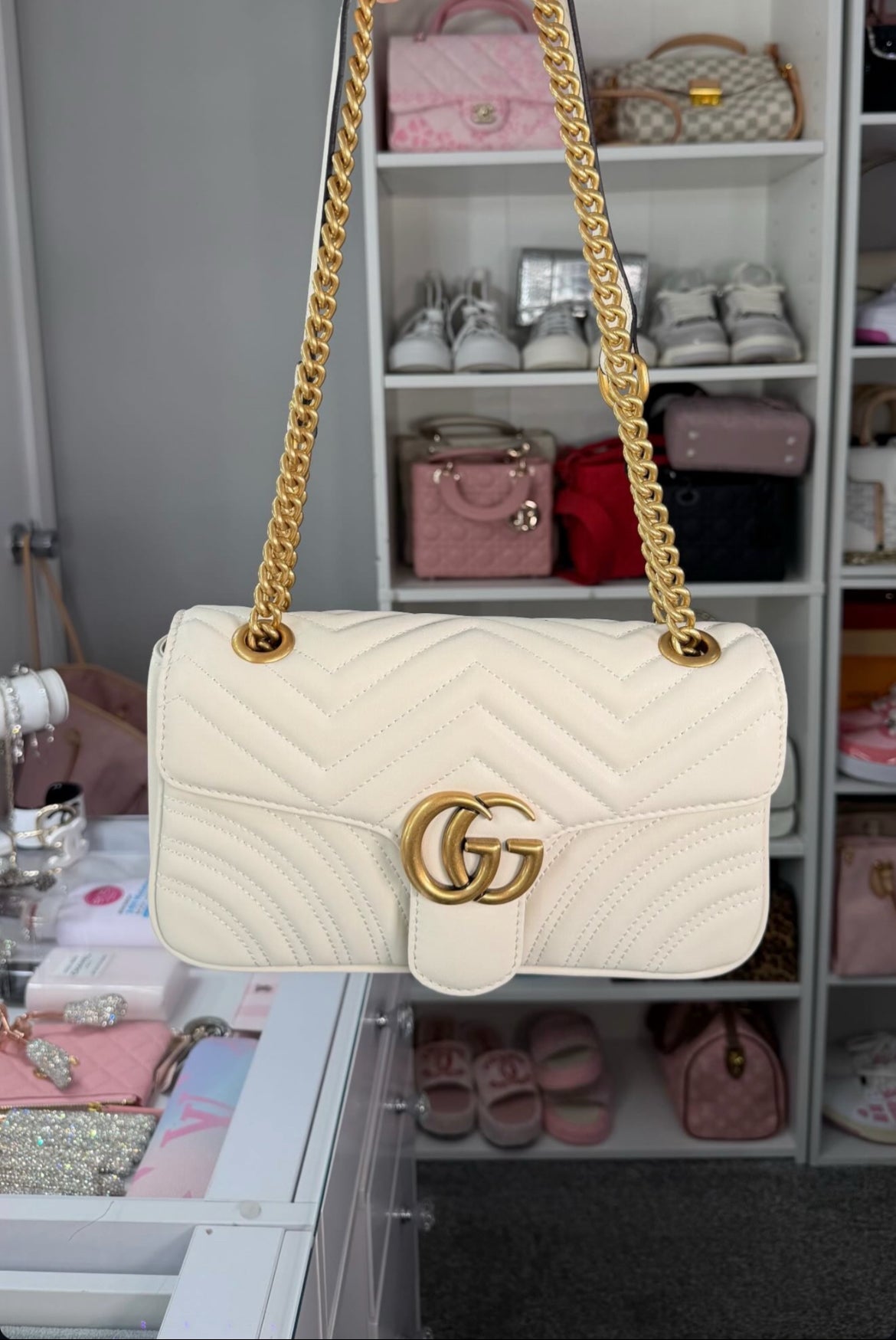 White Matelassé GG Marmont Shoulder Bag