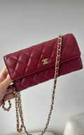 CHAN Quilted Wallet on Chain – Burgundy Caviar Leather